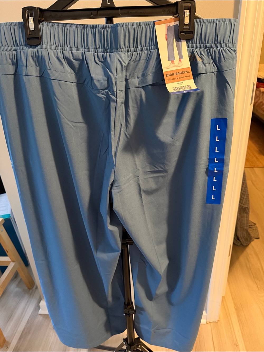 Eddie Bauer Light Blue woman’s Stretch Joggers - Picture 3 of 4